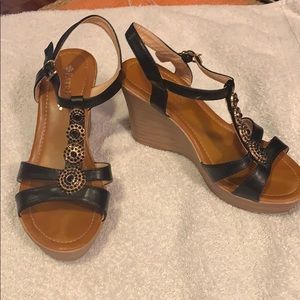 Patrizia wedge sandal